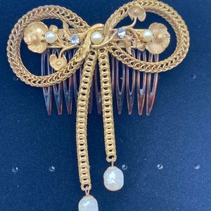 Vintage Miriam‎ Haskell Bow Knot Hair comb